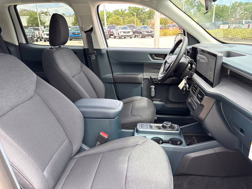 2026 Oxford White Ford Maverick XL FWD Truck