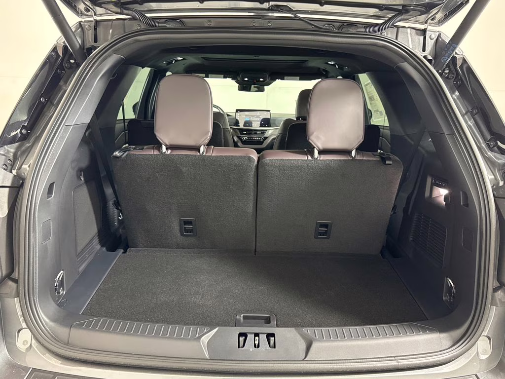 2026 Carbonized Gray Metallic Ford Explorer Platinum 4X4 SUV