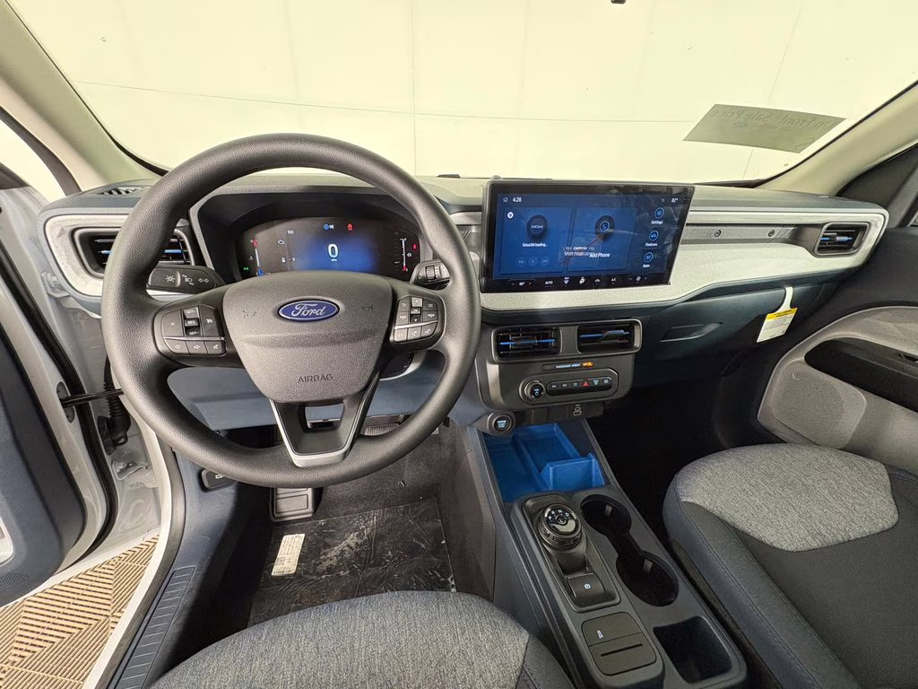 2026 Oxford White Ford Maverick XLT FWD Truck