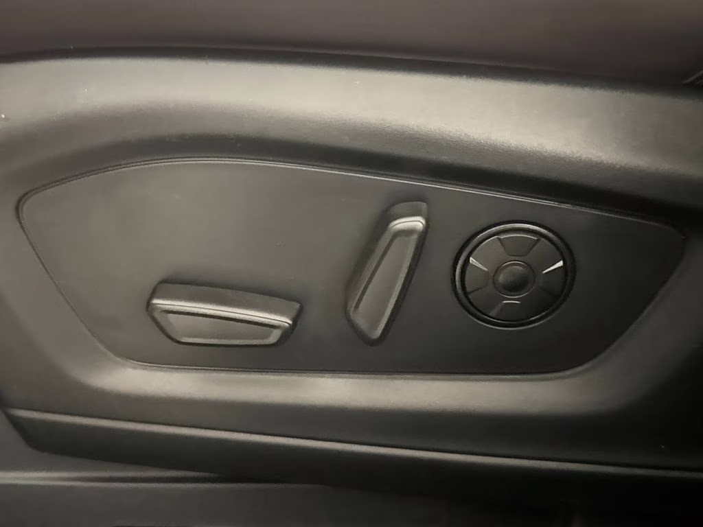 2026 Carbonized Gray Metallic Ford Explorer Platinum 4X4 SUV