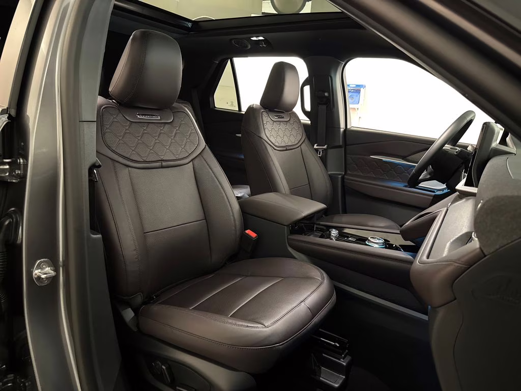 2026 Carbonized Gray Metallic Ford Explorer Platinum 4X4 SUV