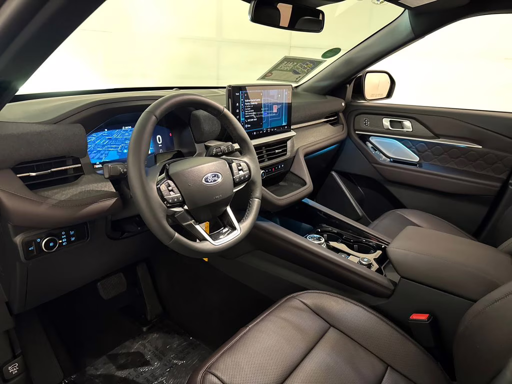 2026 Carbonized Gray Metallic Ford Explorer Platinum 4X4 SUV