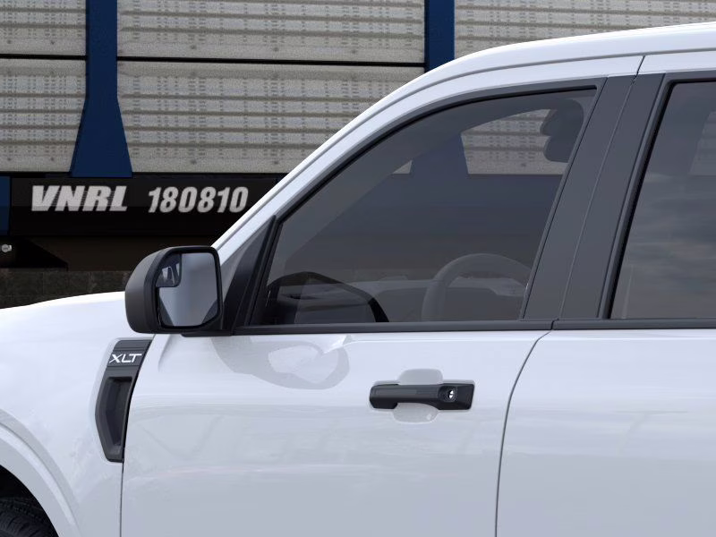 2026 Oxford White Ford Maverick XLT FWD Truck
