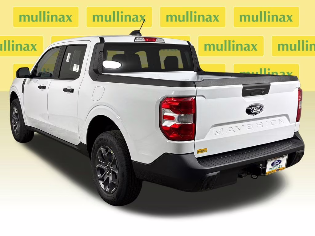 2026 Oxford White Ford Maverick XLT FWD Truck