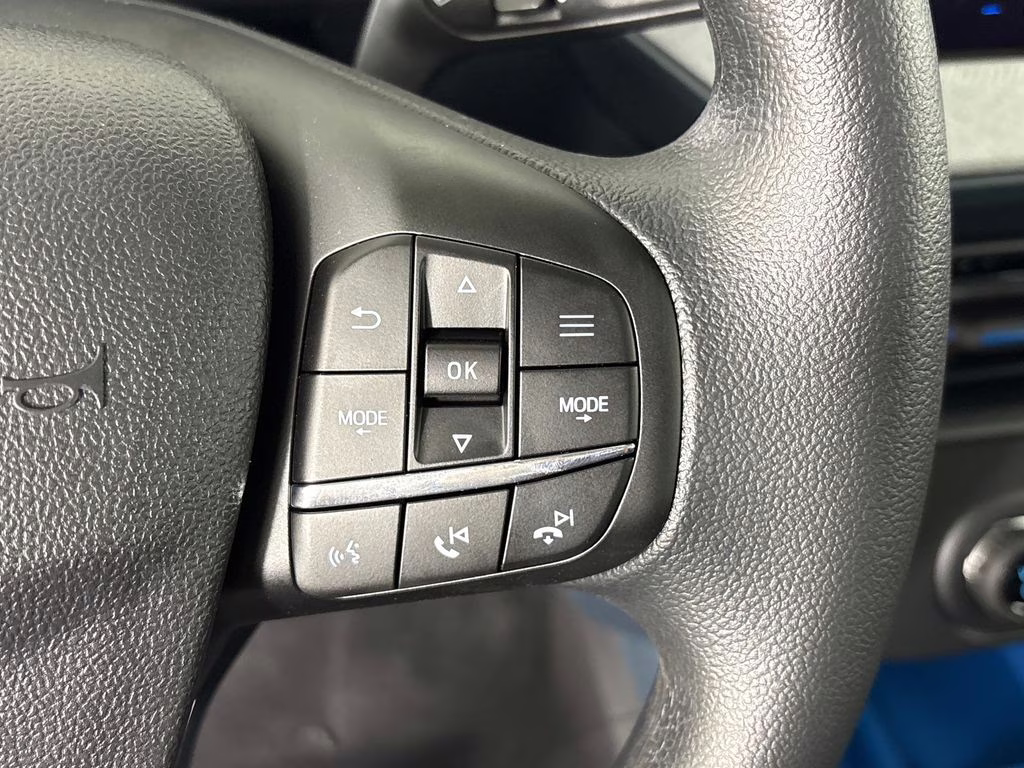 2026 Oxford White Ford Maverick XLT FWD Truck