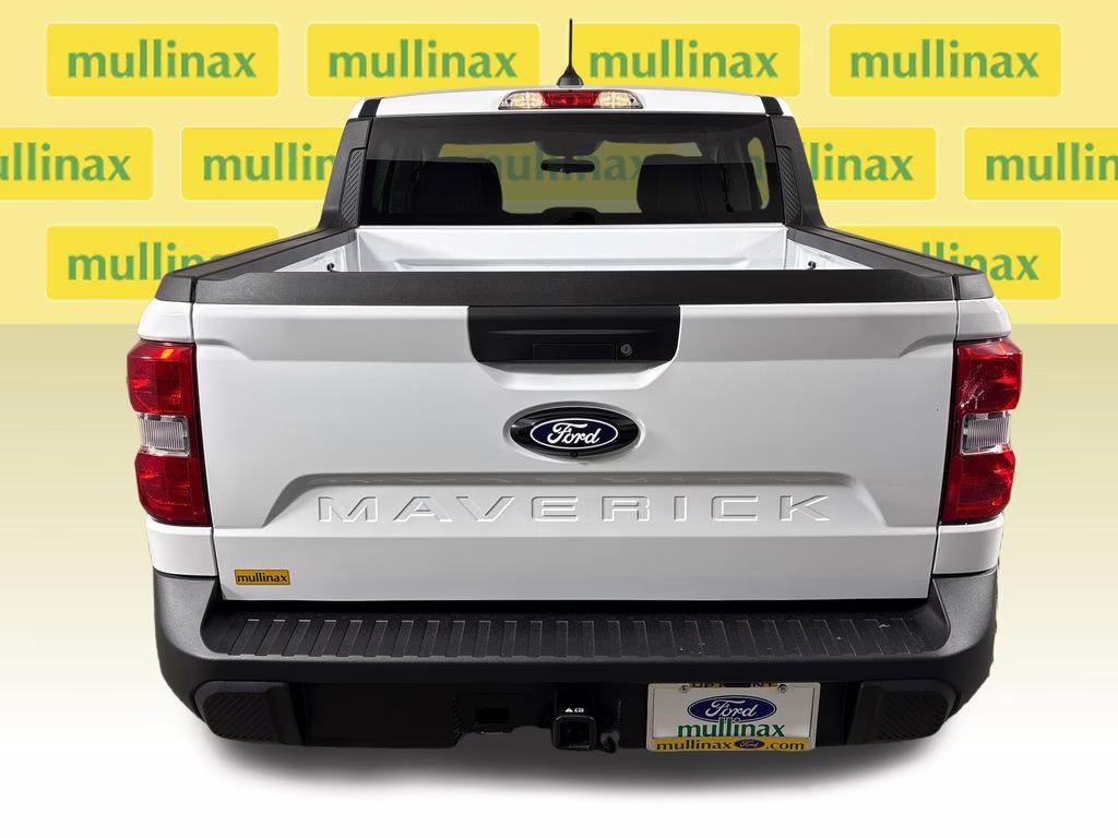 2026 Oxford White Ford Maverick XLT FWD Truck