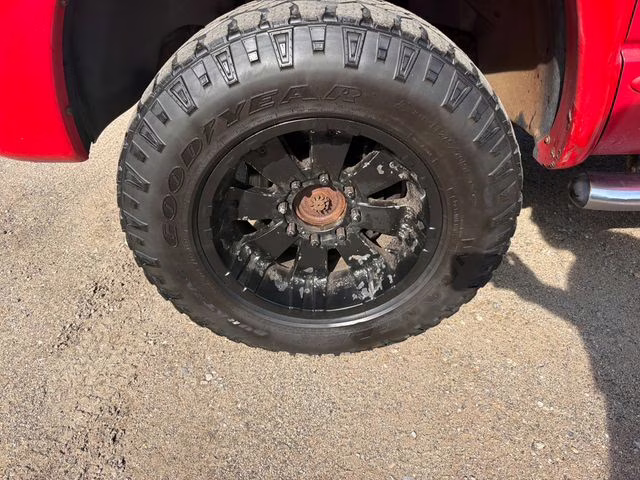 2004 Flame Red Dodge Ram 2500 SLT 4X4 Truck