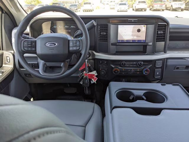 2026 Oxford White Ford Super Duty F-450 DRW XL 4X4 Chassis