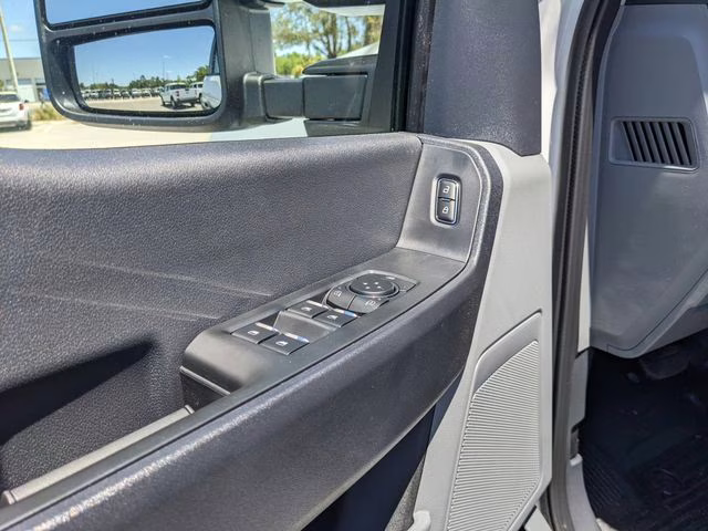 2026 Oxford White Ford Super Duty F-450 DRW XL 4X4 Chassis