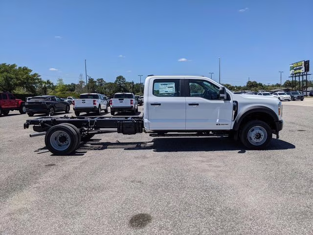 2026 Oxford White Ford Super Duty F-450 DRW XL 4X4 Chassis