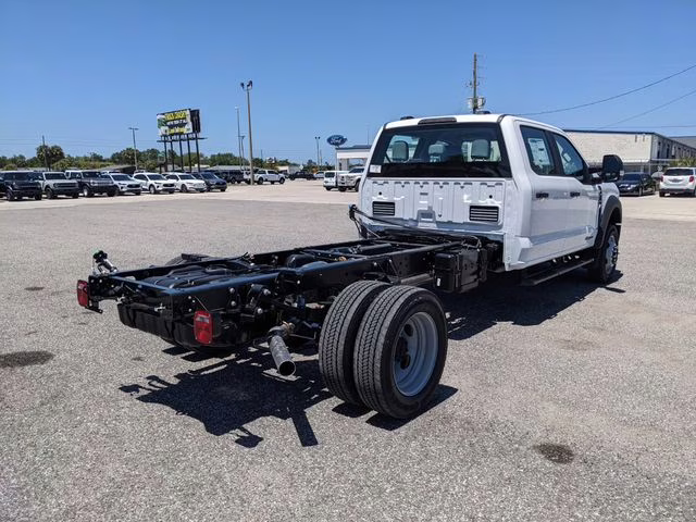 2026 Oxford White Ford Super Duty F-450 DRW XL 4X4 Chassis
