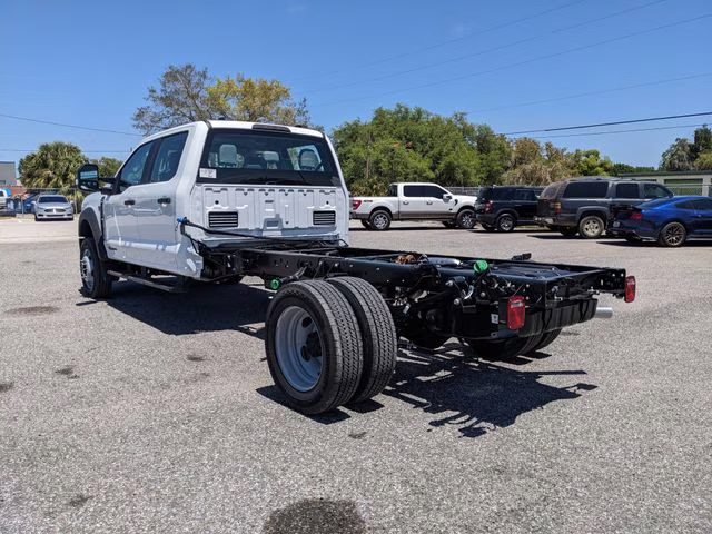 2026 Oxford White Ford Super Duty F-450 DRW XL 4X4 Chassis