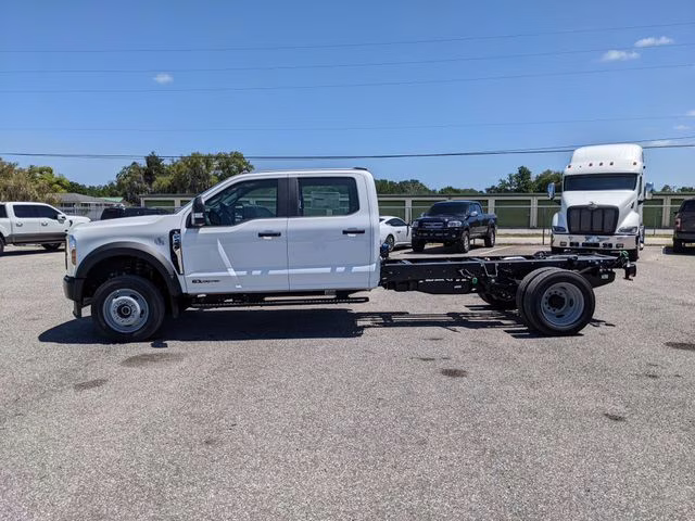 2026 Oxford White Ford Super Duty F-450 DRW XL 4X4 Chassis