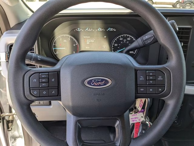 2026 Oxford White Ford Super Duty F-350 DRW XL 4X4 Truck