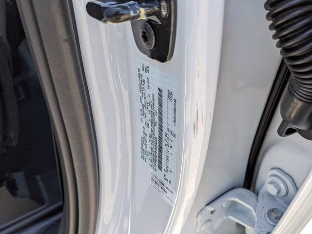 2026 Oxford White Ford Super Duty F-350 DRW XL 4X4 Truck