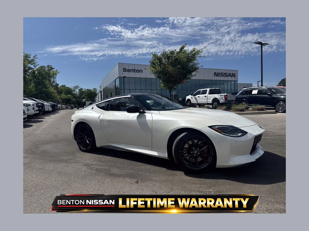 2026 Pearl White/Super Black Nissan Z Performance RWD Coupe