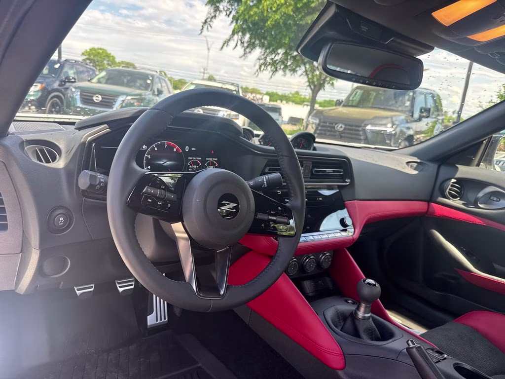 2026 Pearl White/Super Black Nissan Z Performance RWD Coupe