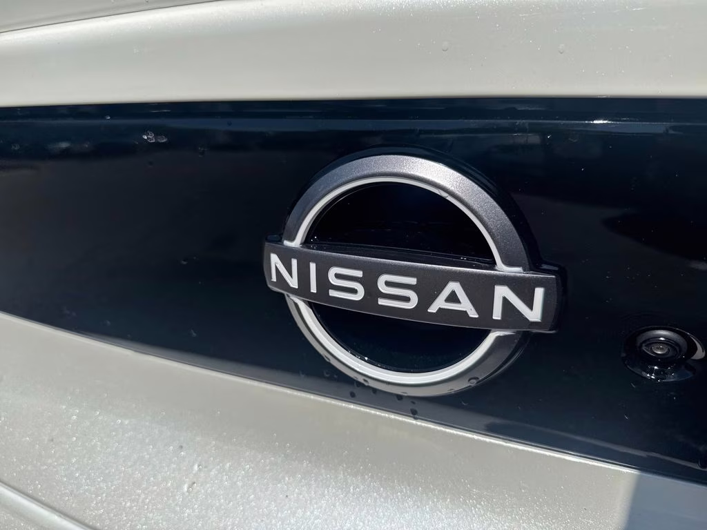 2026 Pearl White/Super Black Nissan Z Performance RWD Coupe