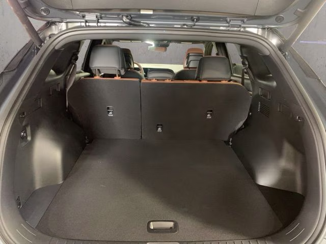 2026 Fusion Black Kia Sportage Hybrid X-Line AWD SUV