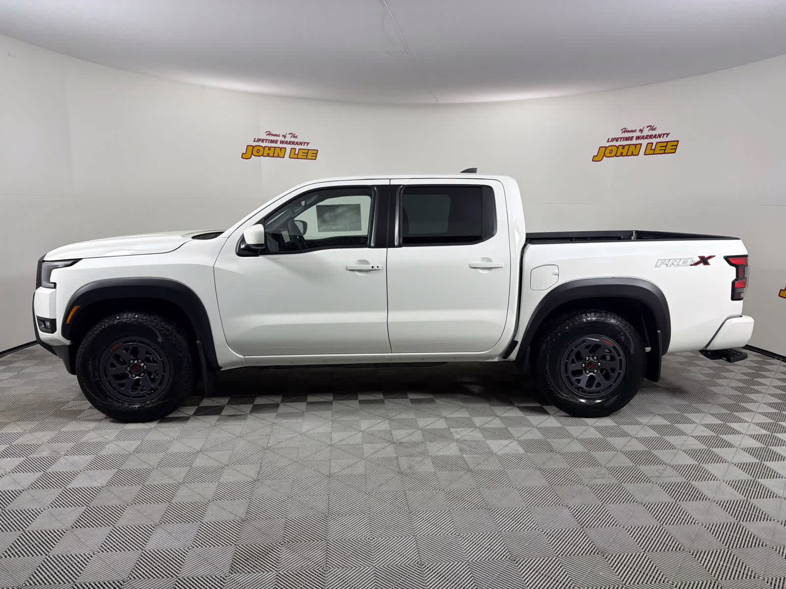 2026 Glacier White Nissan Frontier PRO-X RWD Truck