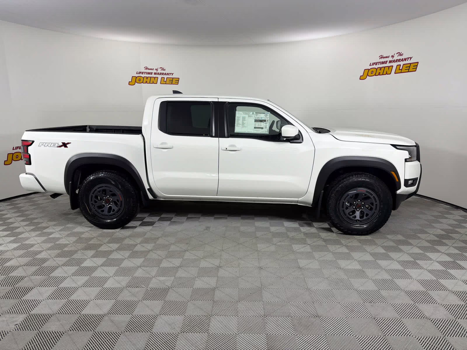2026 Glacier White Nissan Frontier PRO-X RWD Truck