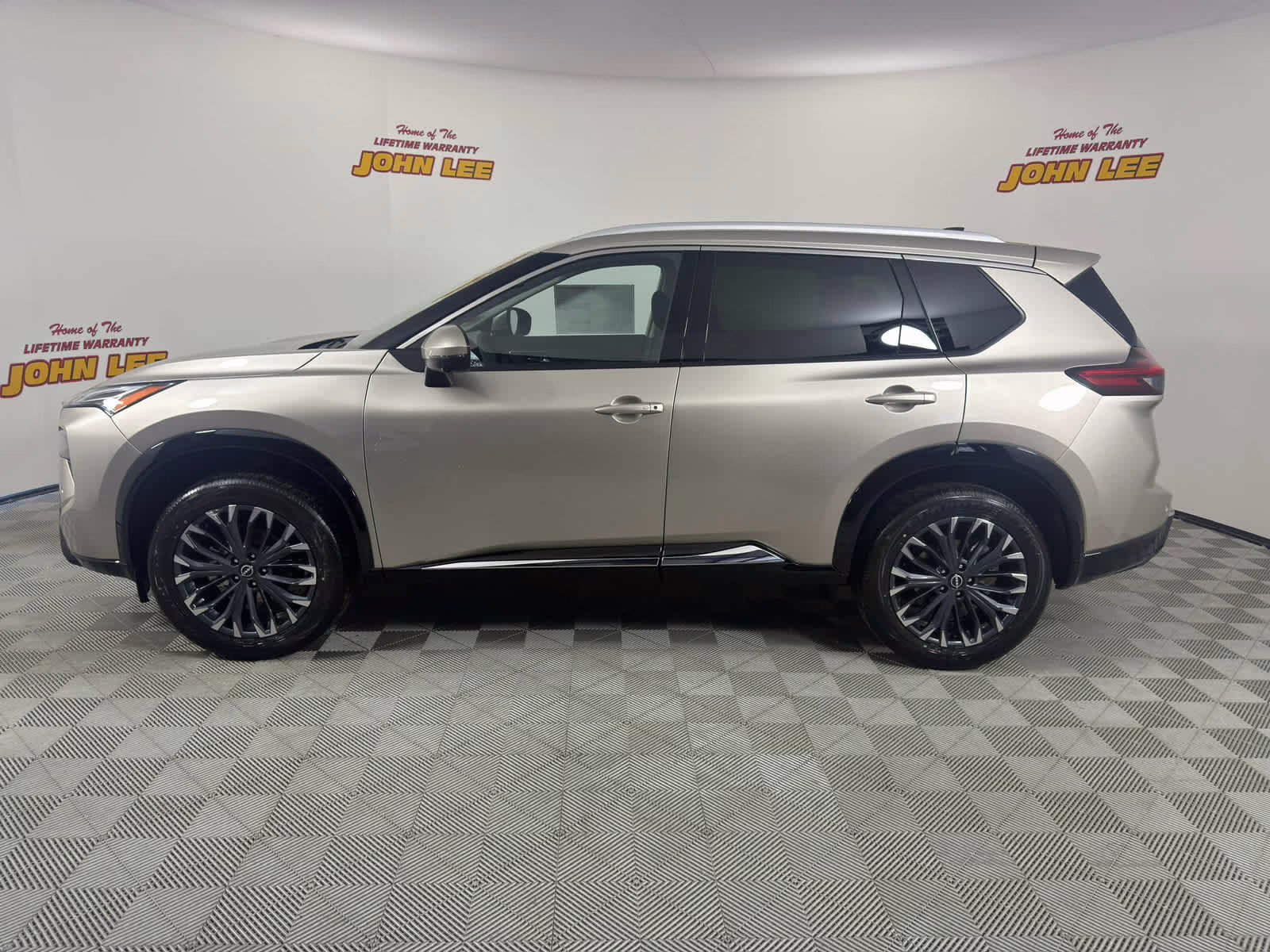 2026 Champagne Silver Metallic Nissan Rogue Platinum AWD SUV