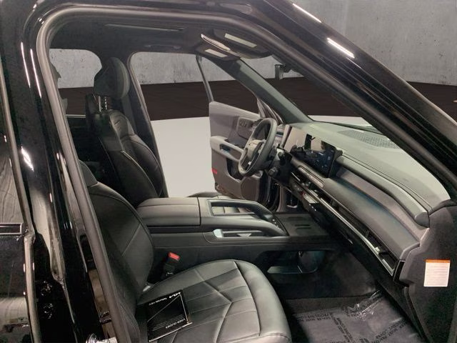 2027 Ebony Black Kia Telluride Hybrid X-Line SX AWD SUV