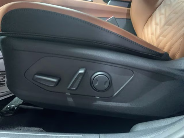 2026 Fusion Black Kia Sportage Hybrid X-Line AWD SUV