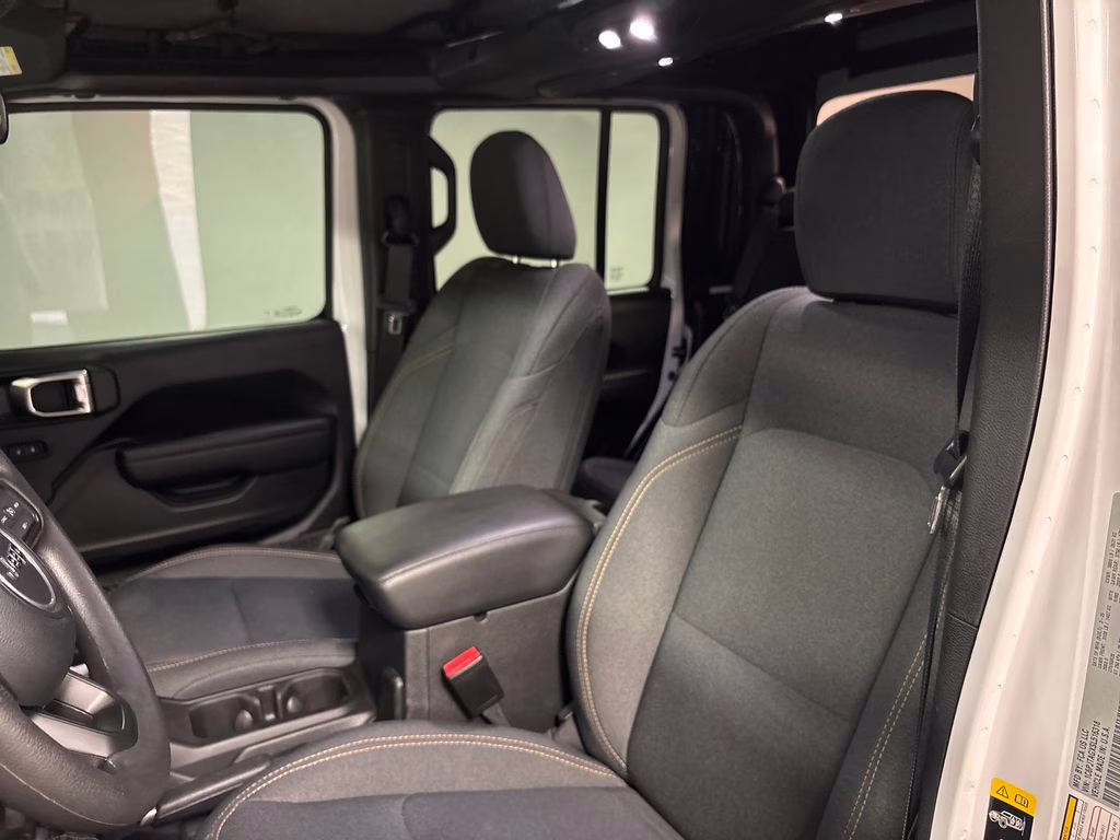 2025 Bright White Clearcoat Jeep Gladiator Nighthawk 4X4 Truck