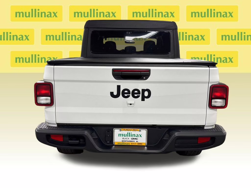 2025 Bright White Clearcoat Jeep Gladiator Nighthawk 4X4 Truck