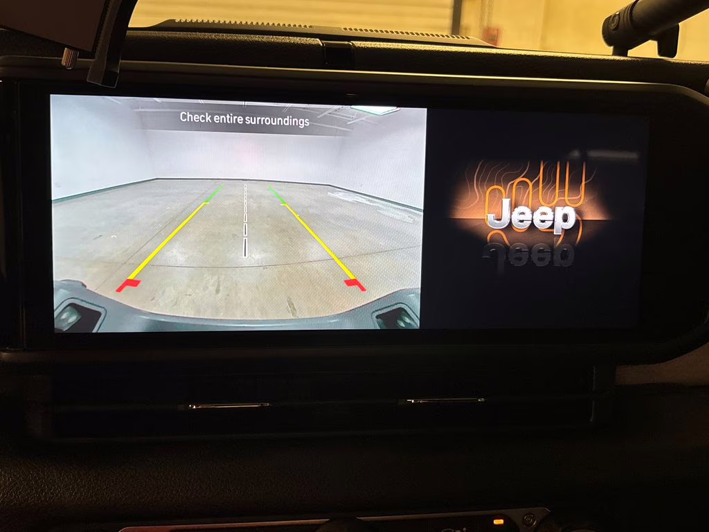 2025 Bright White Clearcoat Jeep Gladiator Nighthawk 4X4 Truck