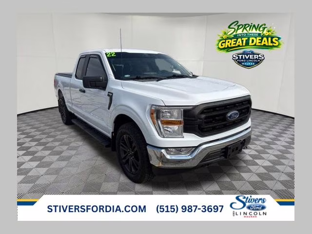 2022 Oxford White Ford F-150 XL 4X4 Truck