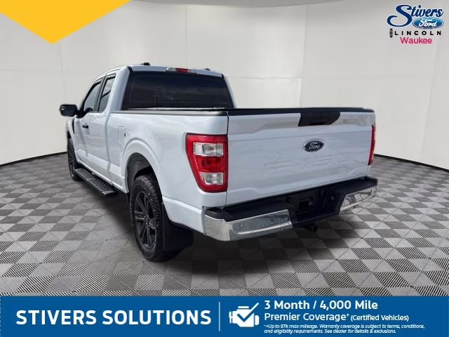 2022 Oxford White Ford F-150 XL 4X4 Truck