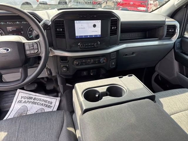 2022 Oxford White Ford F-150 XL 4X4 Truck