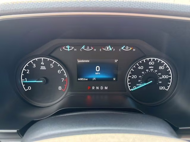 2022 Oxford White Ford F-150 XL 4X4 Truck