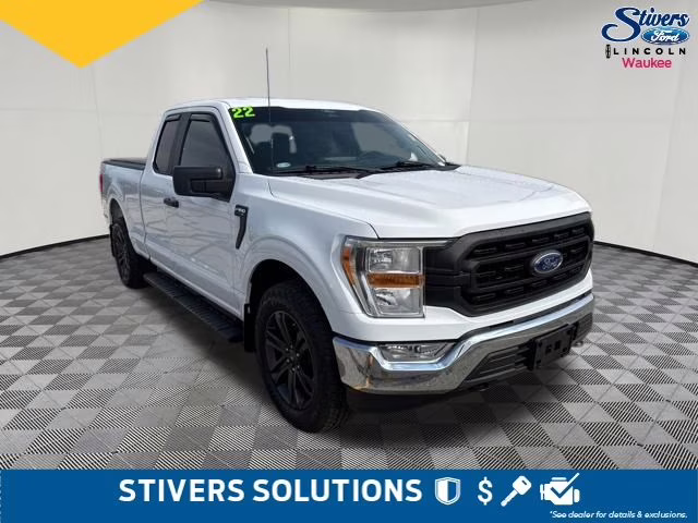 2022 Oxford White Ford F-150 XL 4X4 Truck