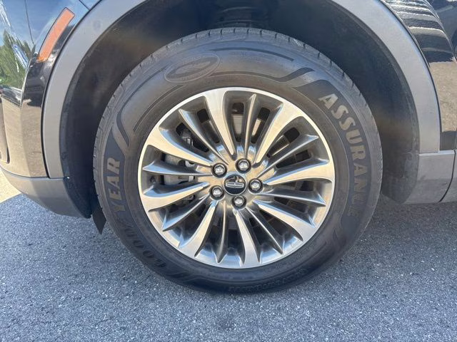 2020 Black Lincoln Nautilus Standard FWD SUV