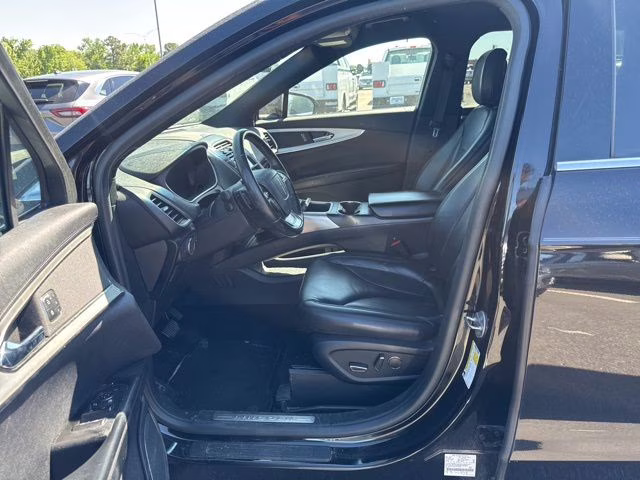 2020 Black Lincoln Nautilus Standard FWD SUV