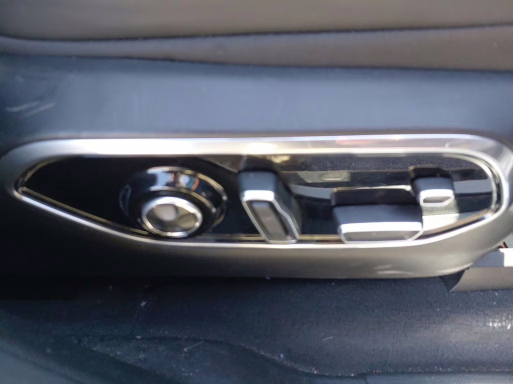 2021 Bright White Clearcoat Jeep Grand Cherokee L Summit w/Advanced & Luxury Tech Pkgs 4X4 SUV