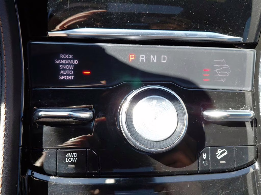 2021 Bright White Clearcoat Jeep Grand Cherokee L Summit w/Advanced & Luxury Tech Pkgs 4X4 SUV