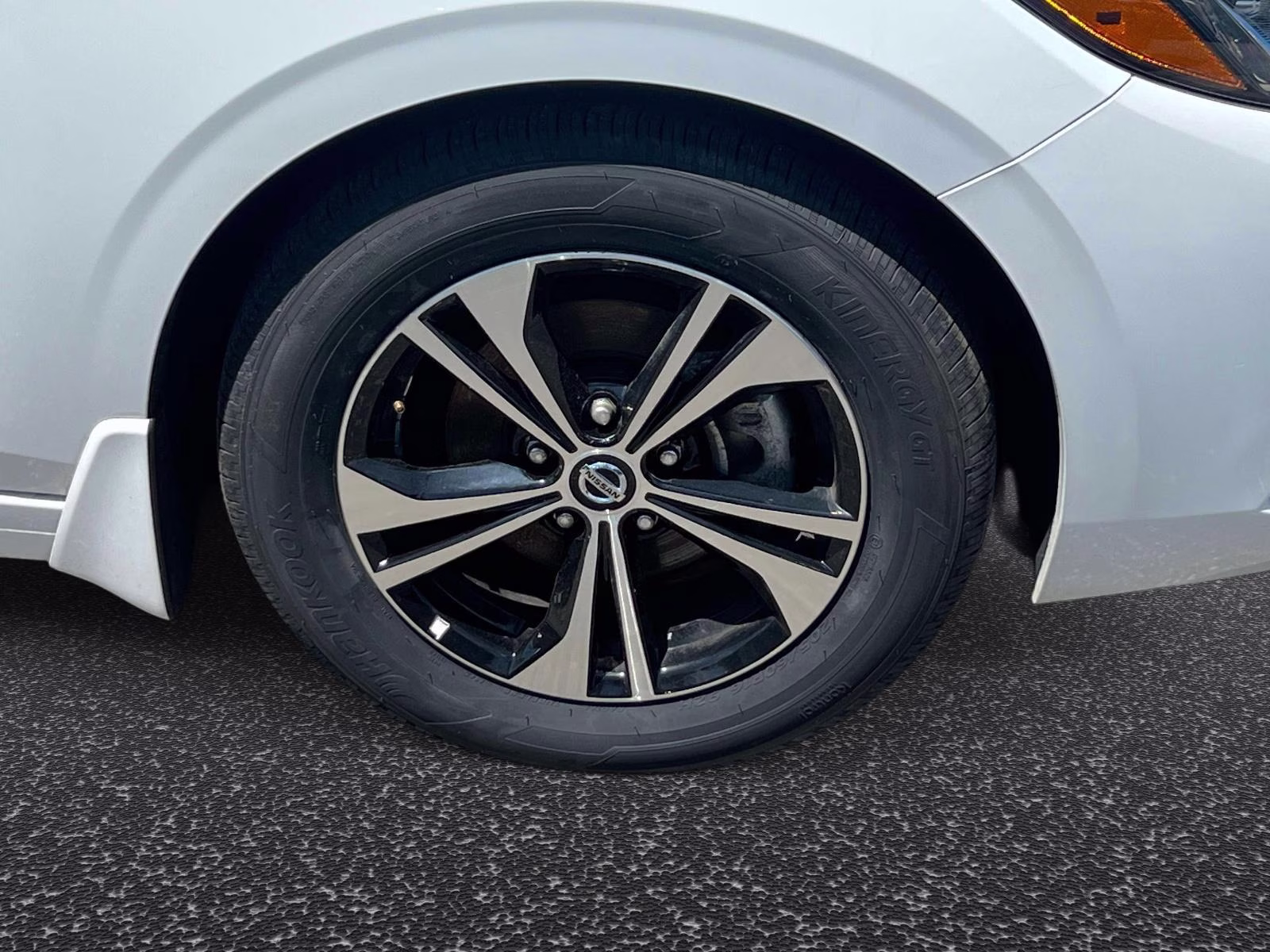 2023 White Nissan Sentra SV FWD Sedan