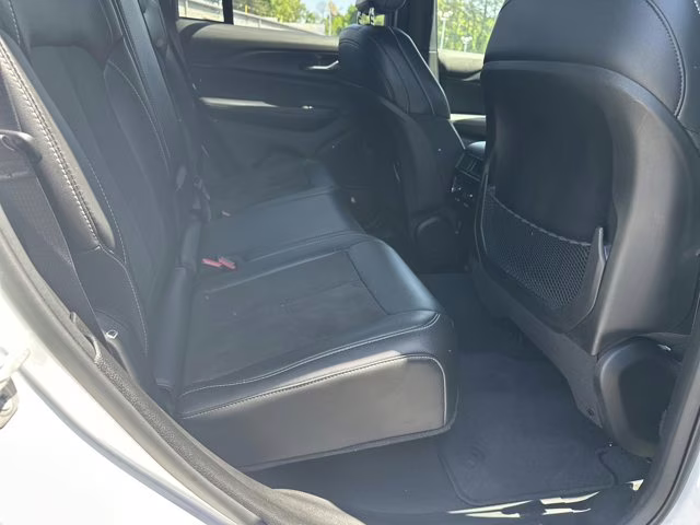 2024 White Jeep Grand Cherokee Altitude X RWD SUV