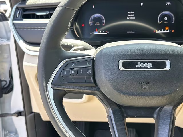 2023 Bright White Clearcoat Jeep Grand Cherokee L Limited 4X4 SUV