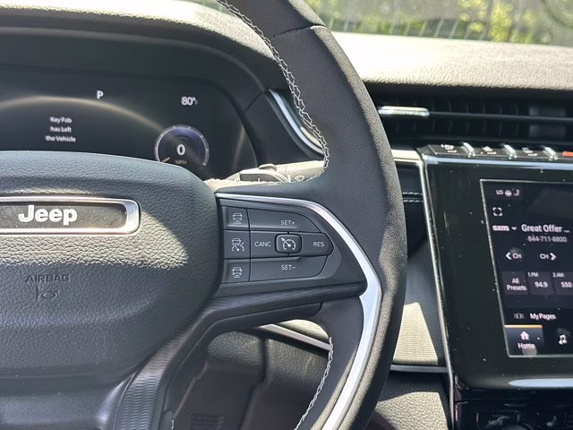 2024 White Jeep Grand Cherokee Altitude X RWD SUV