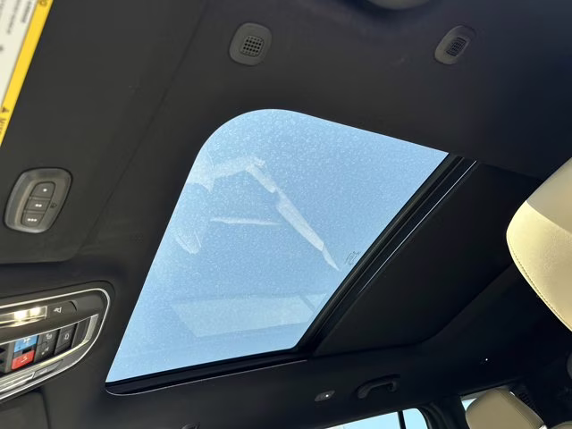 2023 Bright White Clearcoat Jeep Grand Cherokee L Limited 4X4 SUV
