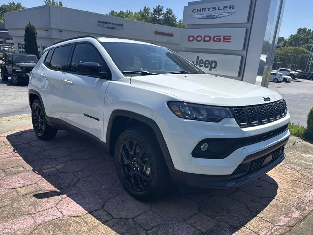 2026 Bright White Clearcoat Jeep Compass Latitude Altitude 4X4 SUV