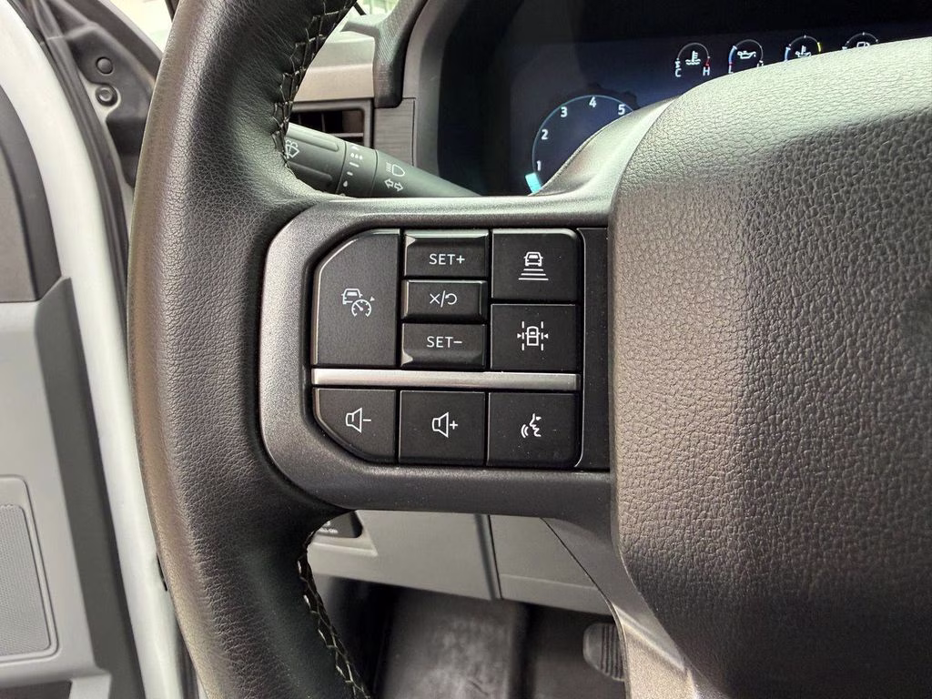 2024 Oxford White Ford F-150 XLT 4X4 Truck