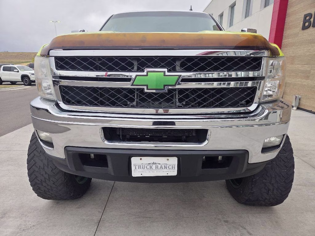 2013 Summit White Chevrolet Silverado 2500HD LT 4X4 Truck