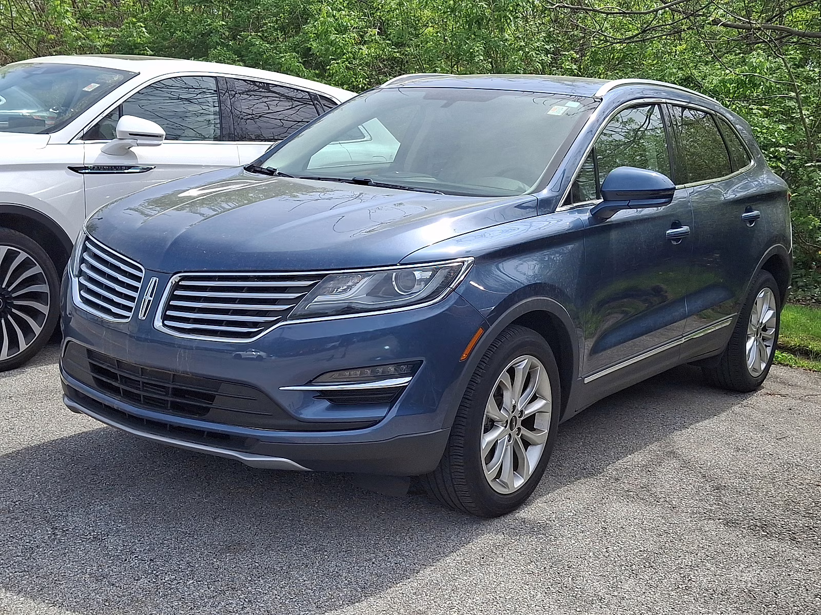 2018 Blue Diamond Metallic Lincoln MKC Select FWD