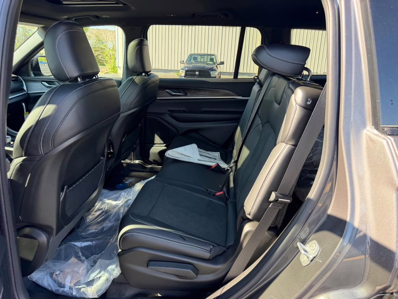 2026 Baltic Gray Metallic Clearcoat Jeep Grand Cherokee L Laredo 4X4 SUV